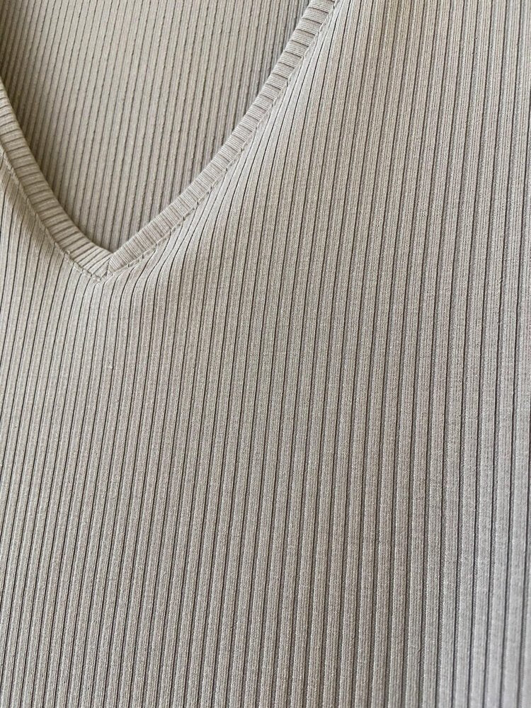 Esser V-Neck T-Shirt (Khaki) - Image 7