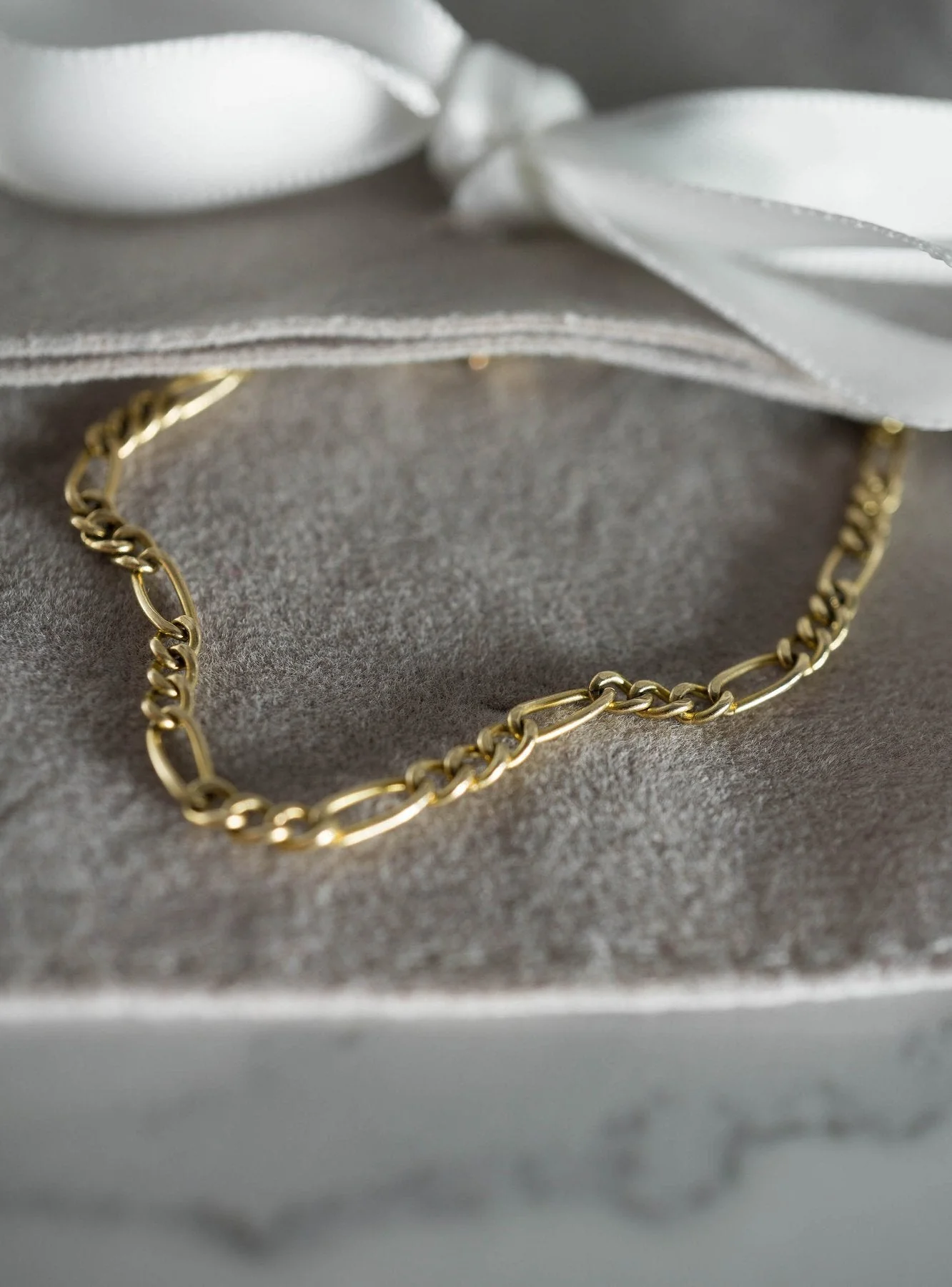 FAIR Jewelry Figaro Chain Necklace (Gold or Silver) - Image 3
