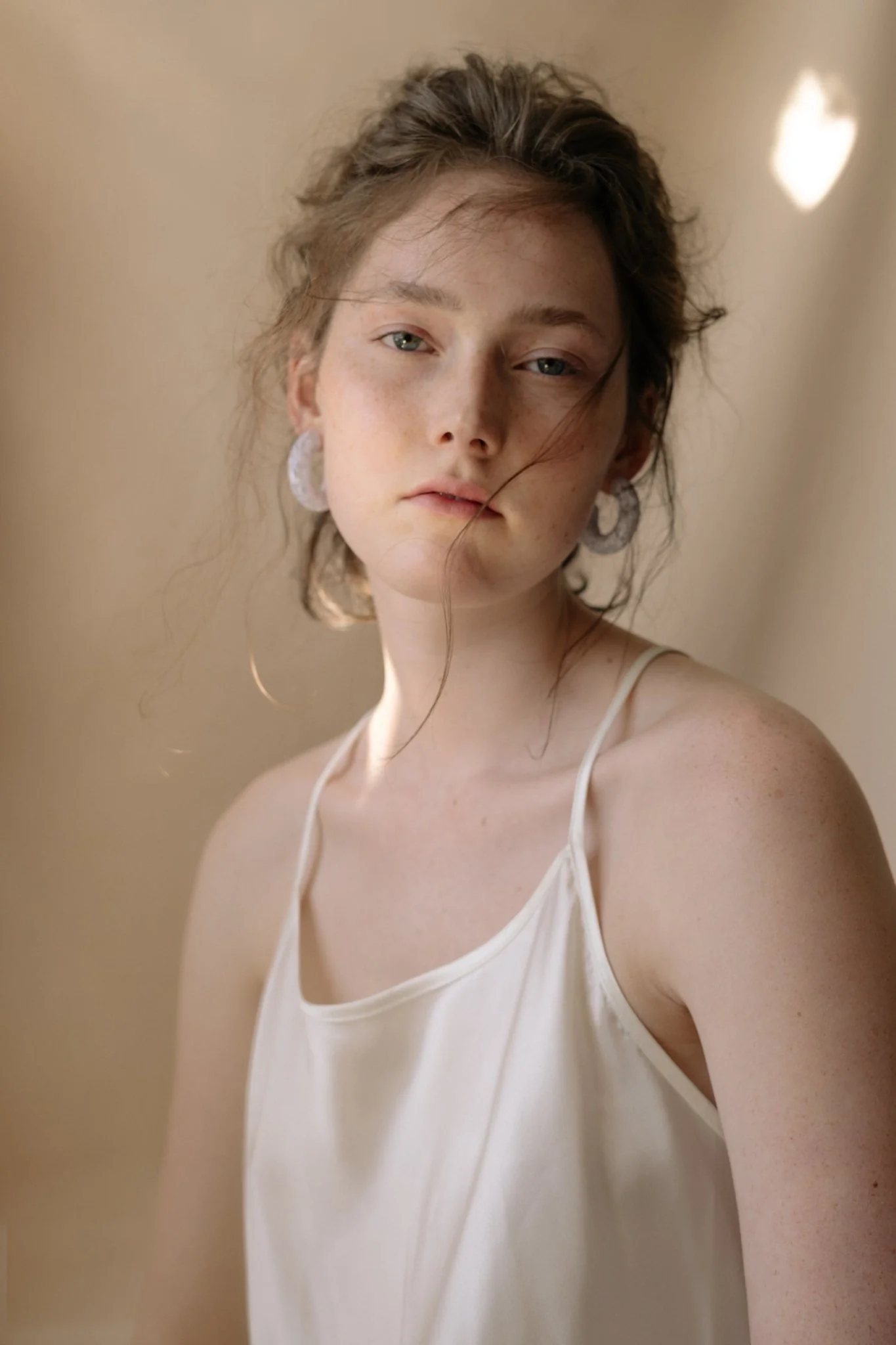 Foe & Dear Talia Hoops - Image 5