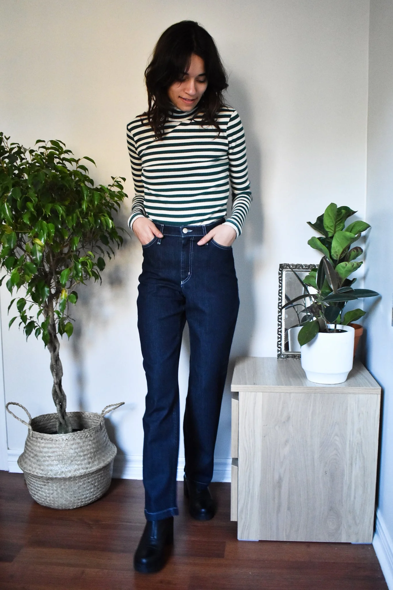 Iris Denim Line Up Jeans (Dark Blue) - Image 4