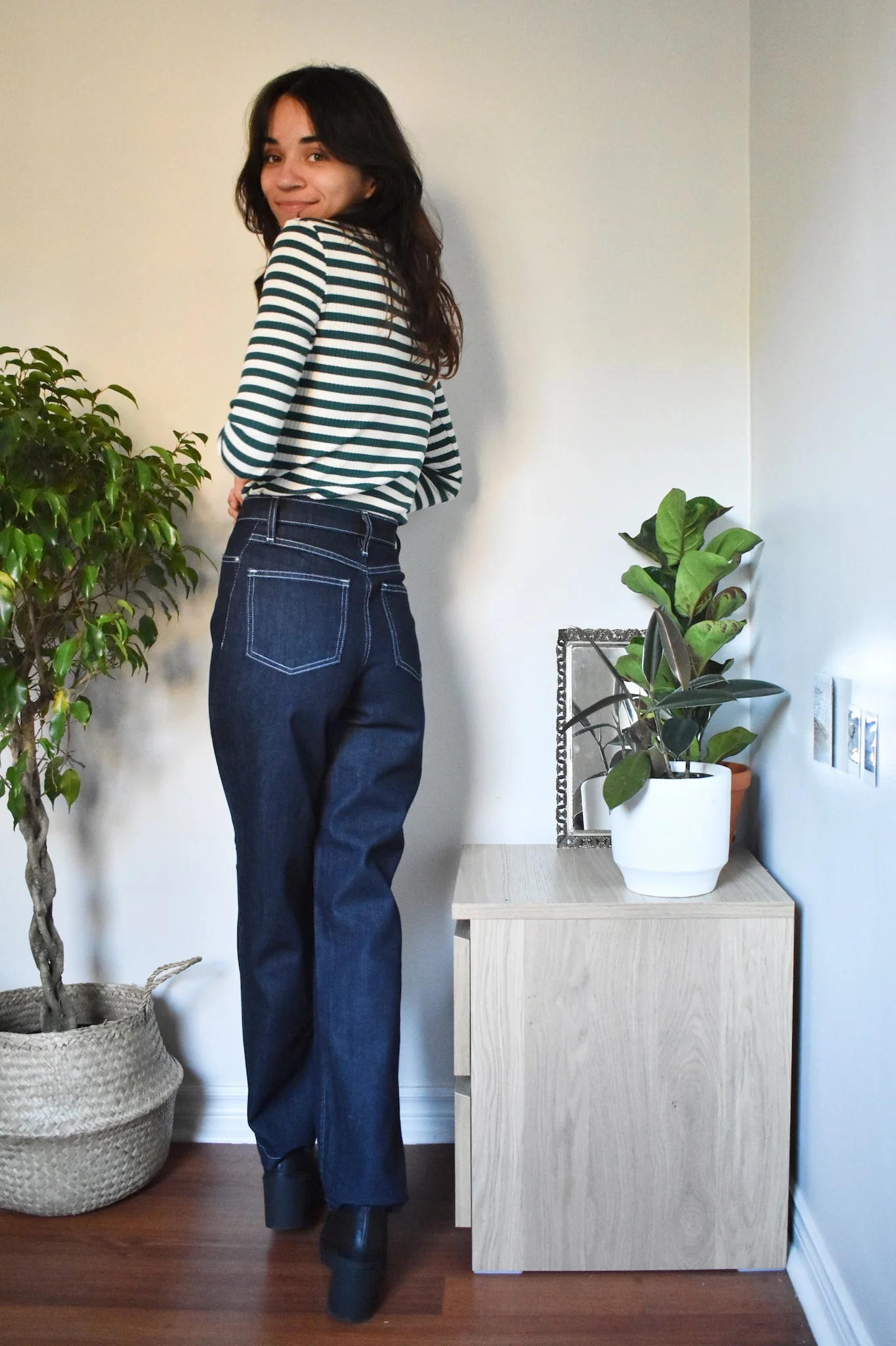 Iris Denim Line Up Jeans (Dark Blue) - Image 5