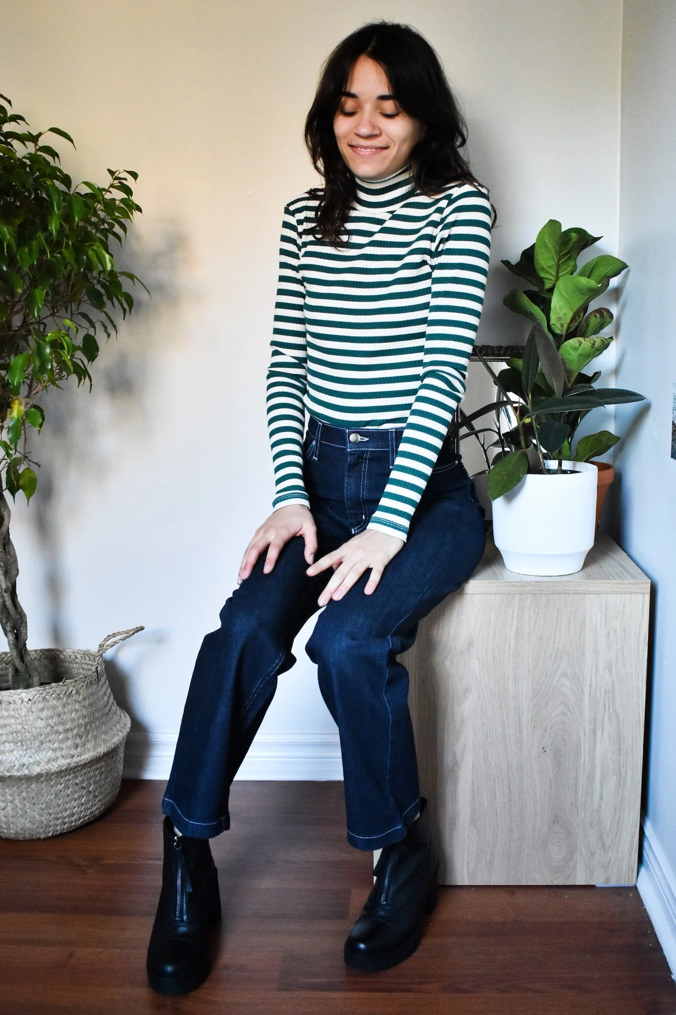 Iris Denim Line Up Jeans (Dark Blue) - Image 7