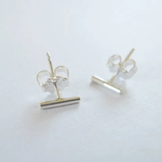 Nepheliad Mini Bar Studs - Image 3
